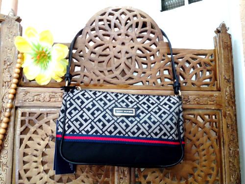 Bolsa Tommy Hilfiger - Modelo 11